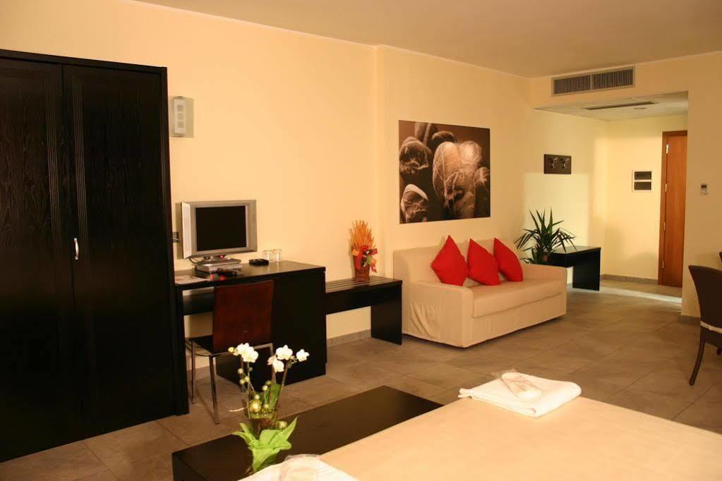 Hotel Le Sorgenti Popoli Extérieur photo
